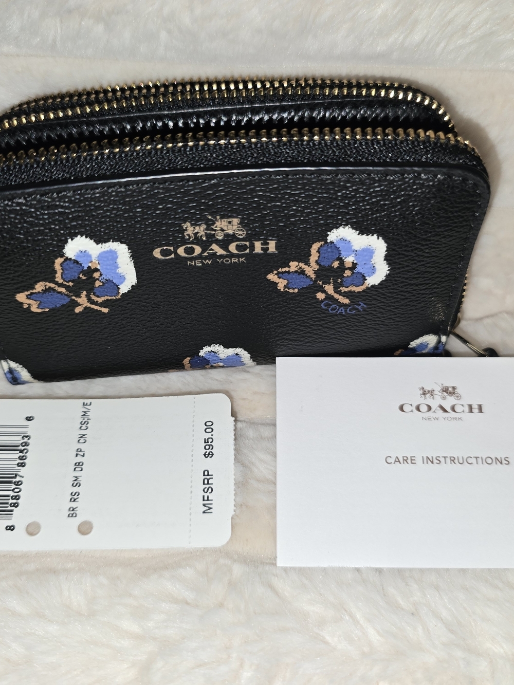 NWT Coach F64066 Bramble Rose Double Zip Black Floral Zip Card Case Wallet